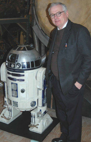 robert bailey with r2d2 at star wars film set